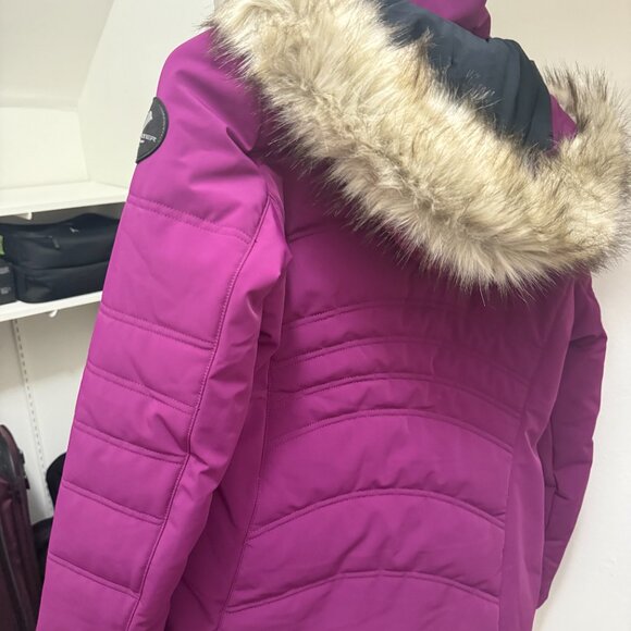 Obermeyer Tuscany Elite Insulated Ski Jacket - Purple. Unworn - Picture 4 of 8